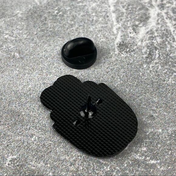 Cleo Hello Kitty Enamel Pin/ Brooch Lapel - Picture 4 of 6